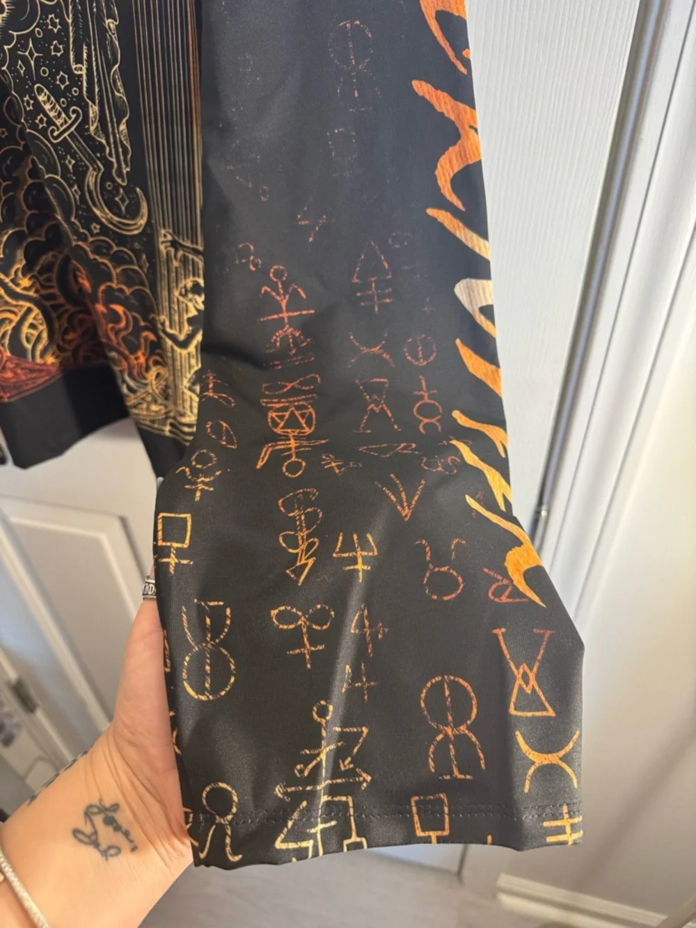 Blackmilk Nascentes Morimur LS Oversized BFT - Picture 5 of 6